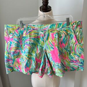 Lily Pulitzer shorts size XL